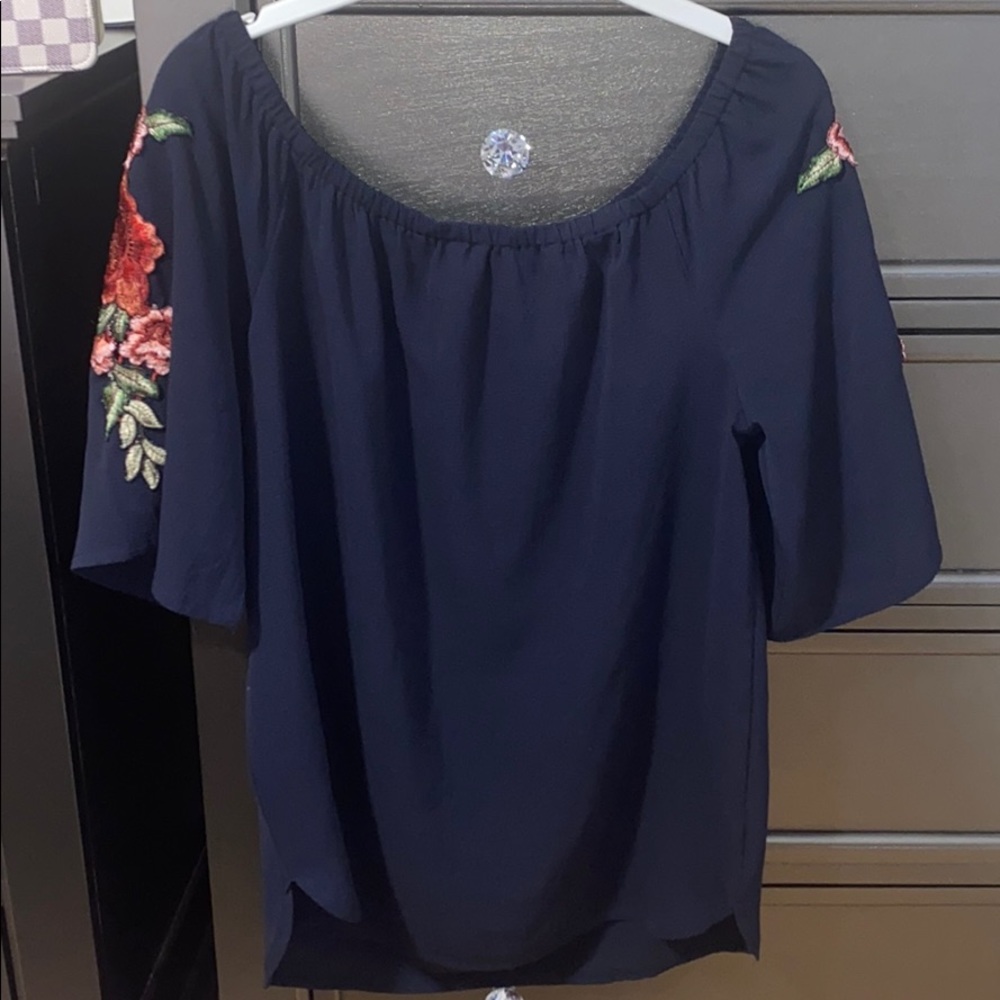 Short sleeve shirt